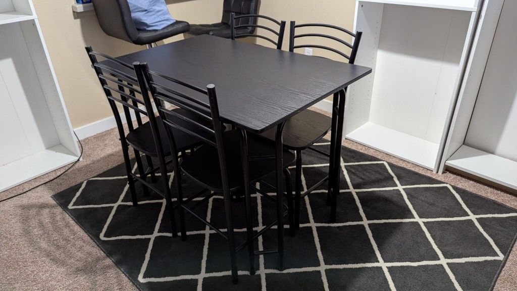 Dinning Table