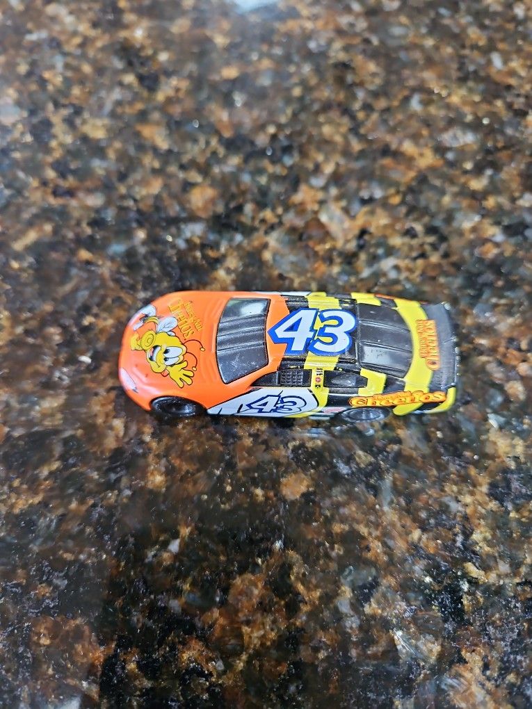 Hot Wheels Honey Nut Cheerios Car