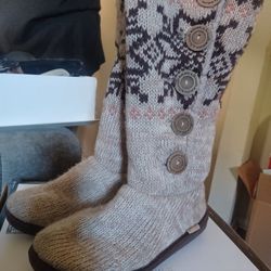 Brown And Beige Muk Luks “ALAMODE”Knitted Knee High Boots sz-9