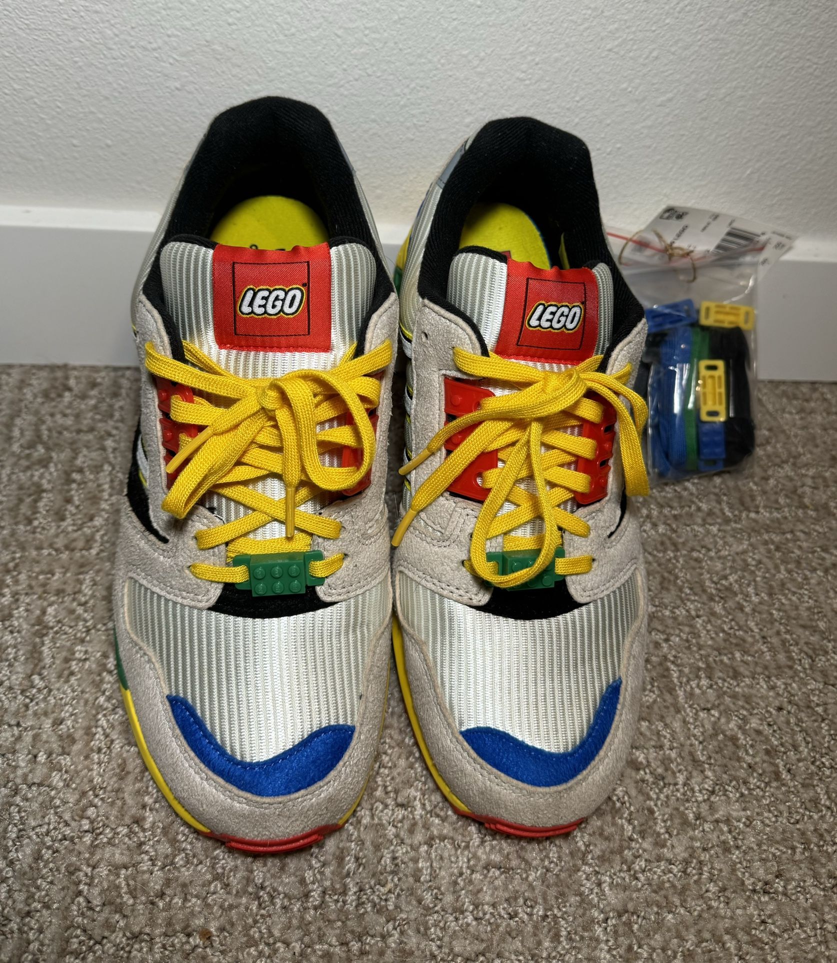 Adidas LEGO