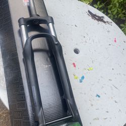 SR Suntour XCM 32 LO MTB Fork Including Head Set