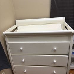 Baby dresser