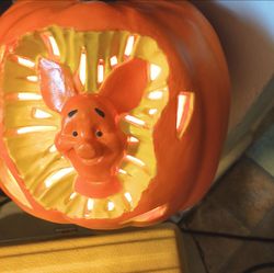 Disney pumpkin pie Halloween lanter