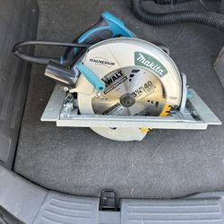 Makita 5008 mga 8 1/4 Skill saw 
