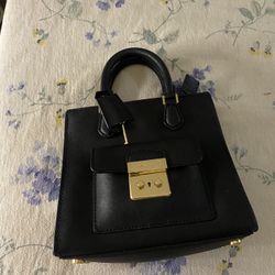 Michael Kors Bridgette Small Saffiano 