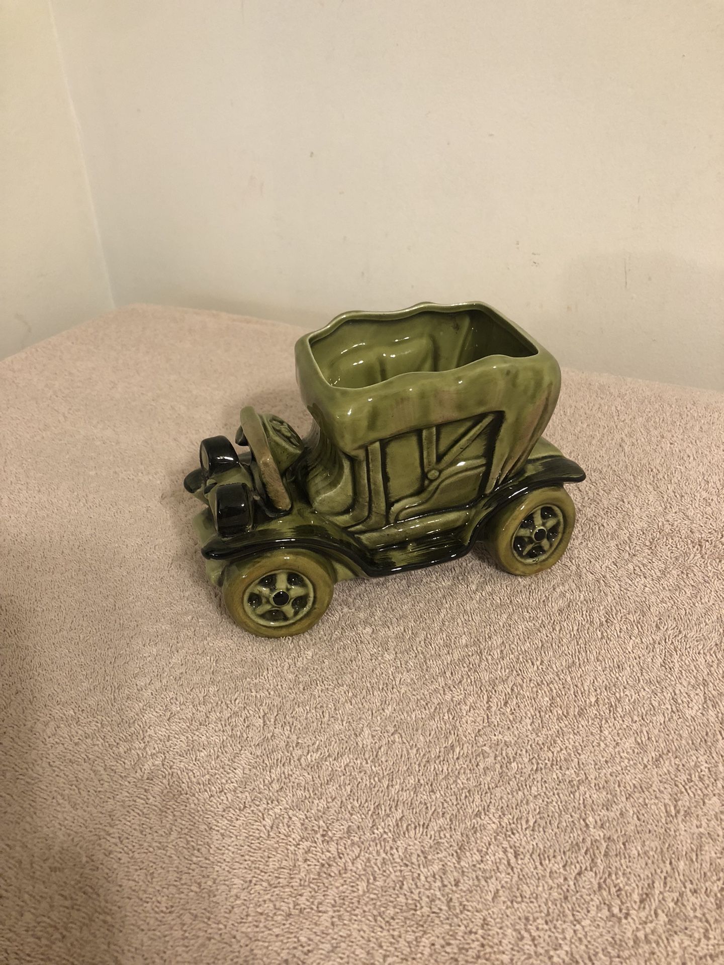 Vintage Lefton Green Model T Car Planter Drip Glaze 8” Long