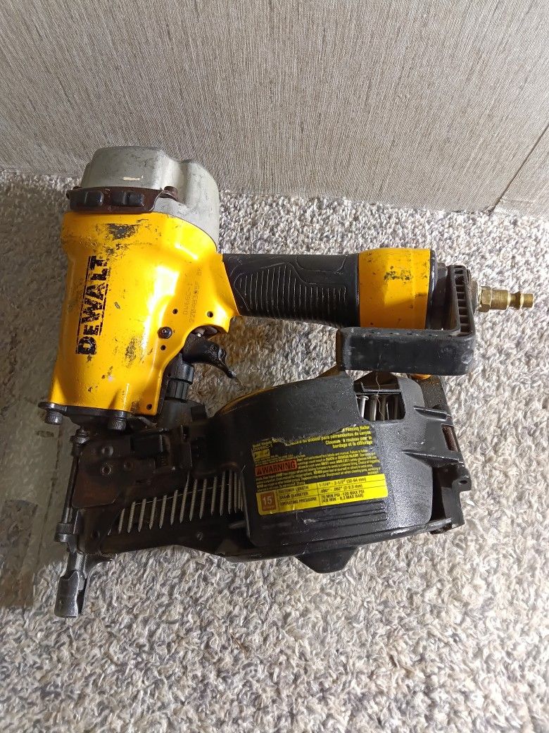 Dewalt Pneumatic Framing Nail Gun