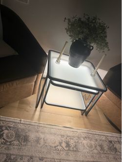 Nesting coffee table with LED LIGHT brand new in box $40