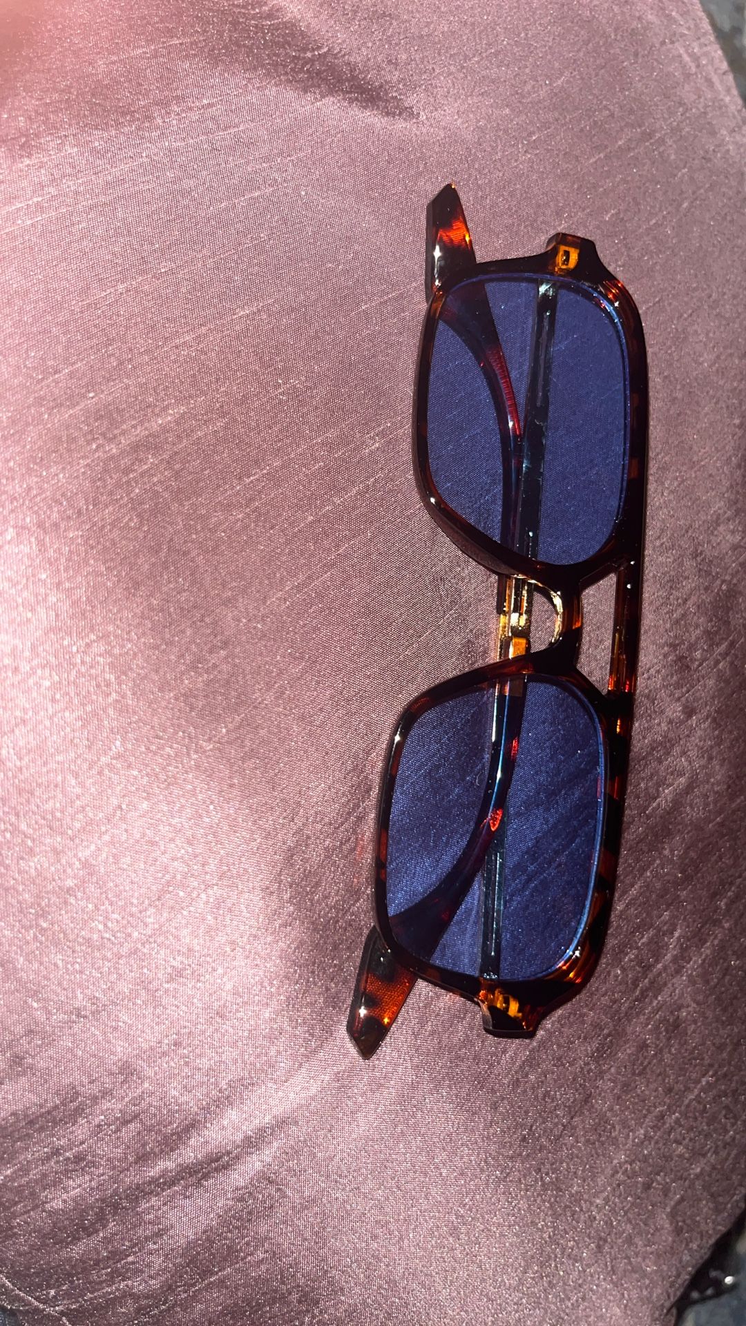 High Quality S U N G L A S S E S 