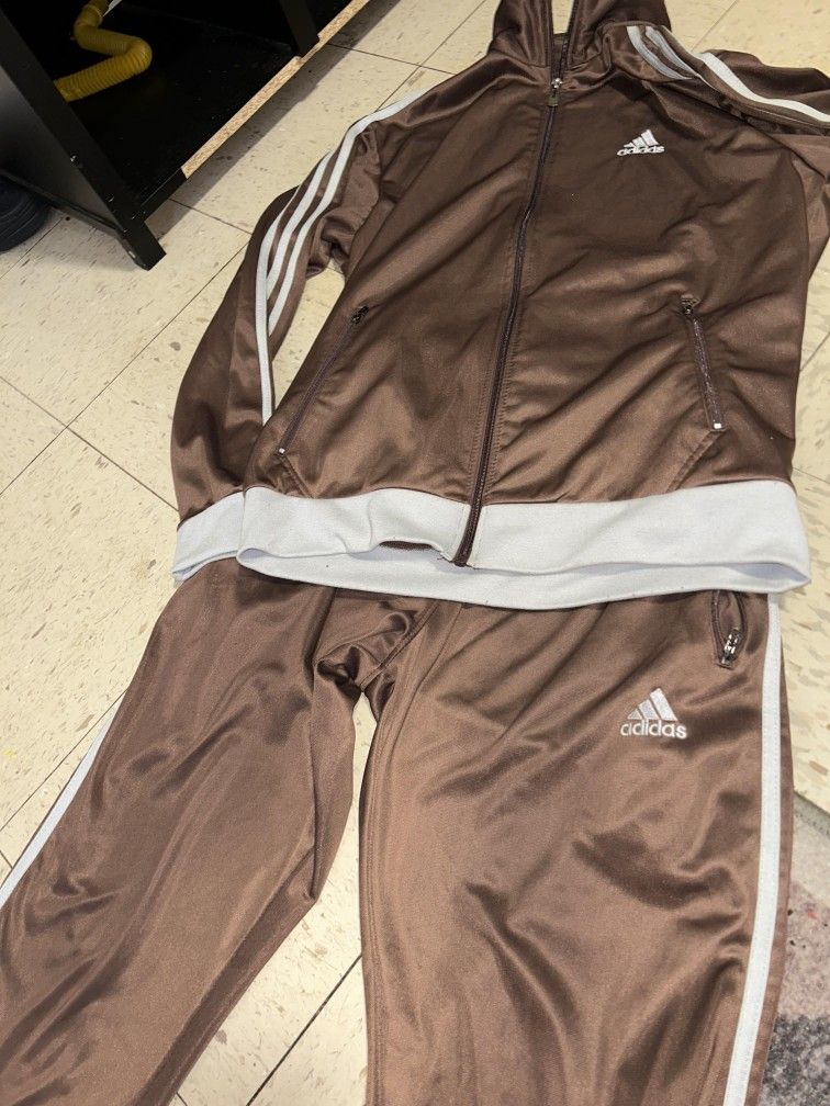 Adidas Tracksuit 