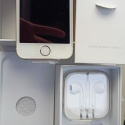 iPhone SE (1st EDITION), GOLD, 32GB, Mint Condition 