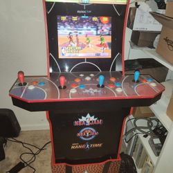 Obo Arcade1up Nba Jam, 1 Strt Fighter,1 PAcman, 1 Mortal Kombat