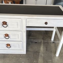 White wood desk
