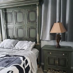 6 piece Queen Bedroom set