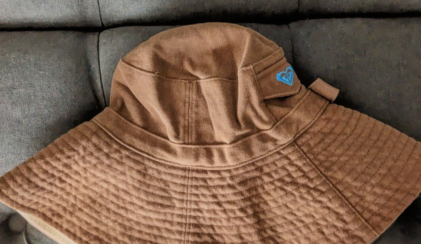 Vintage Roxy Large Brim Bucket Sun Hat Ladies