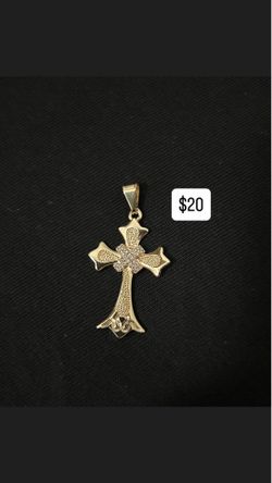 Cross pendant