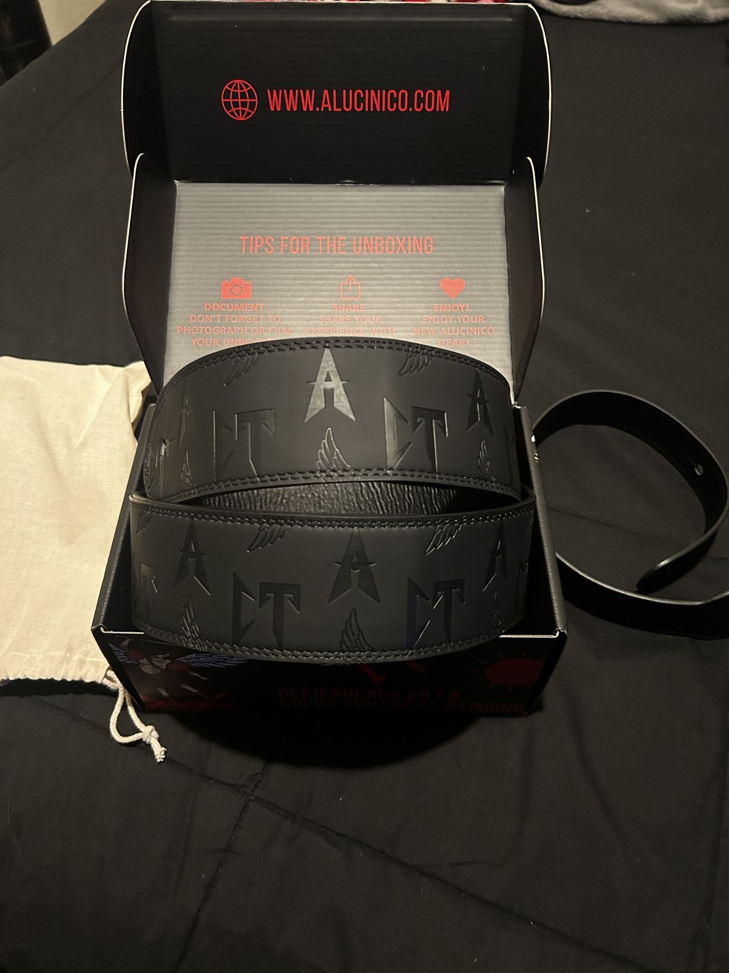 Alucinico Limited Black Embossed CT Guitar Strap