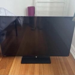 32” Toshiba Flatscreen TV~in Great Shape!
