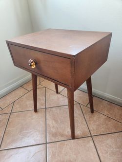 Sleek Mid-Century Modern Nightstand