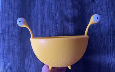 Novelty Monster Eye Colander Strainer
