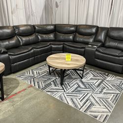 Power Reclining Sectional 