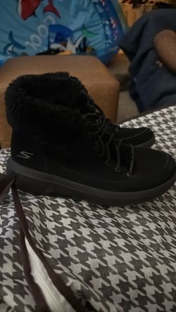 Skechers
