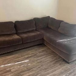 ✨ Large L-Shaped Sectional Sofa – Excellent Condition – $350 OBO ✨