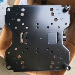 SANUS TV Mount For 22"-47" Up To 60lbs TVs