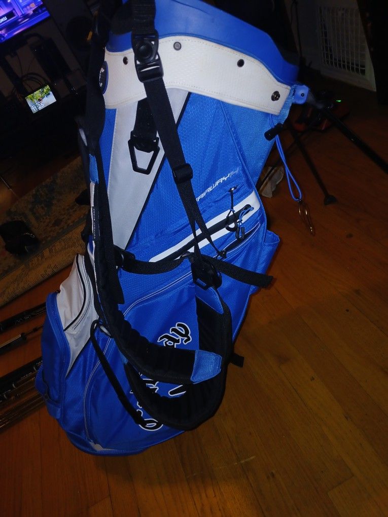 Full Set Of Clubs And Bag