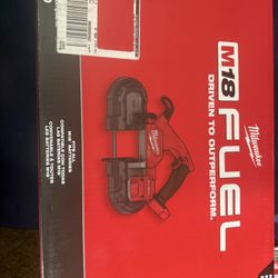 Milwaukee Bandsaw 2829-20