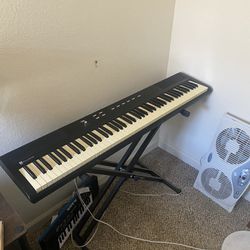 Williams Legato Electronic Keyboard and Stand