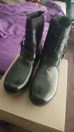 Clarks ankle boots size 11