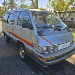 Toyota Van