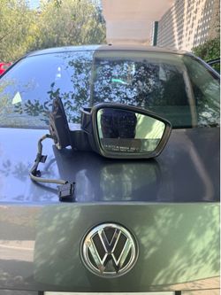 Passenger side right mirror vw jetta 2011-2018 base 2.0