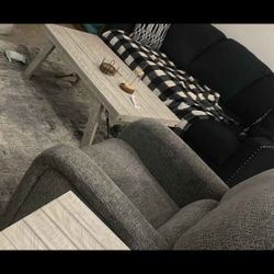 Swivel Rocker Recliner 