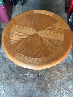 28 inch round 24 inch tall round solid wood table