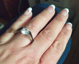 Diamond studded ring