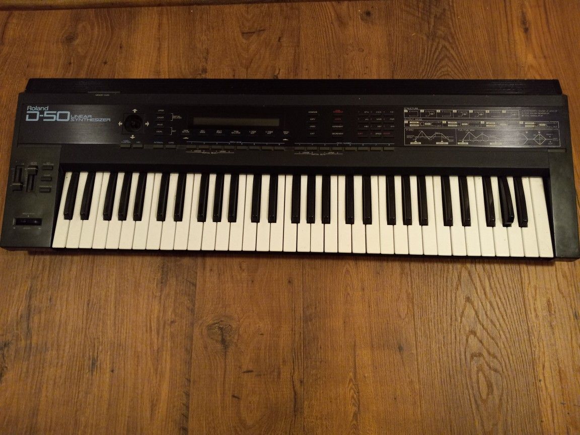 Roland D-50 Digital Synthesizer Keyboard