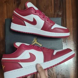 Jordan 1 Cardinal Red Sz 10