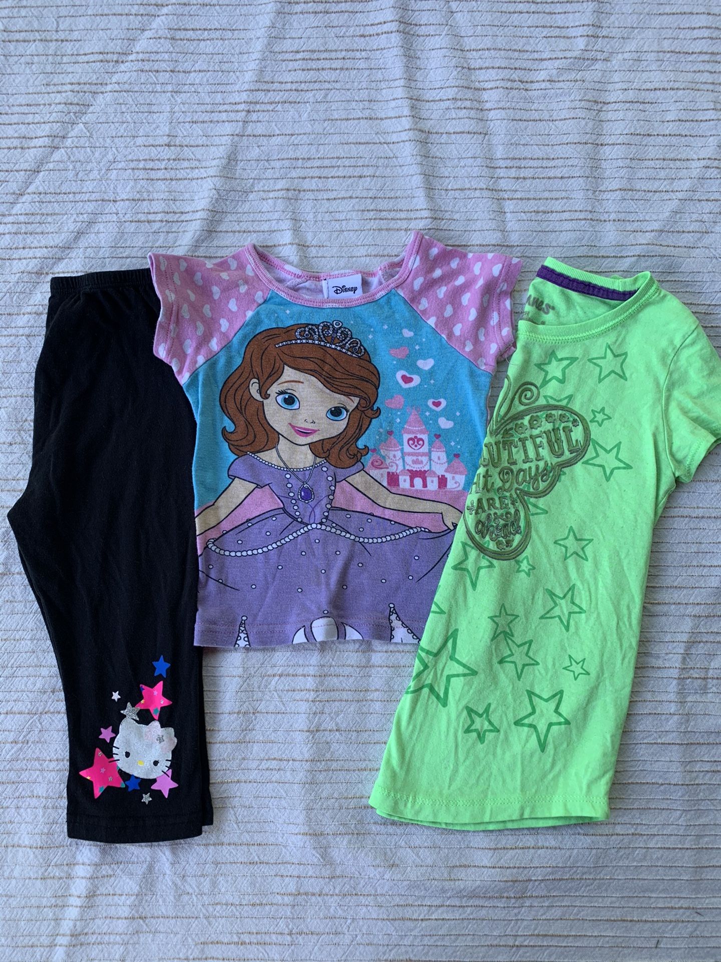 3 pc summer separates lot size 4T girls princess Disney Hello Kitty