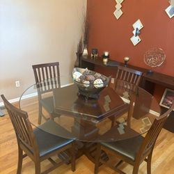 Dining Room/Kitchen