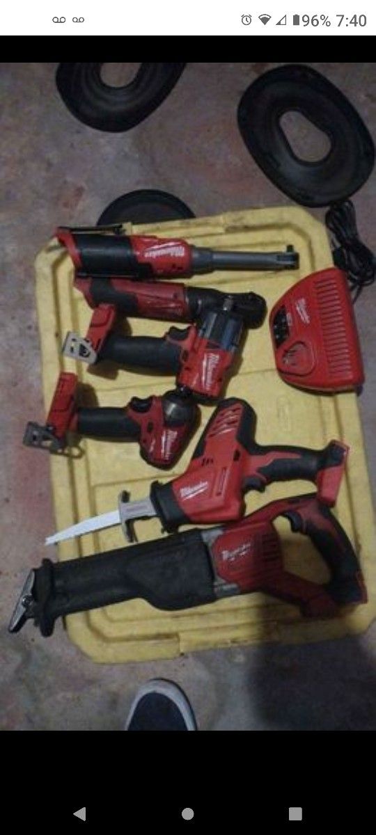 Milwaukee Tools