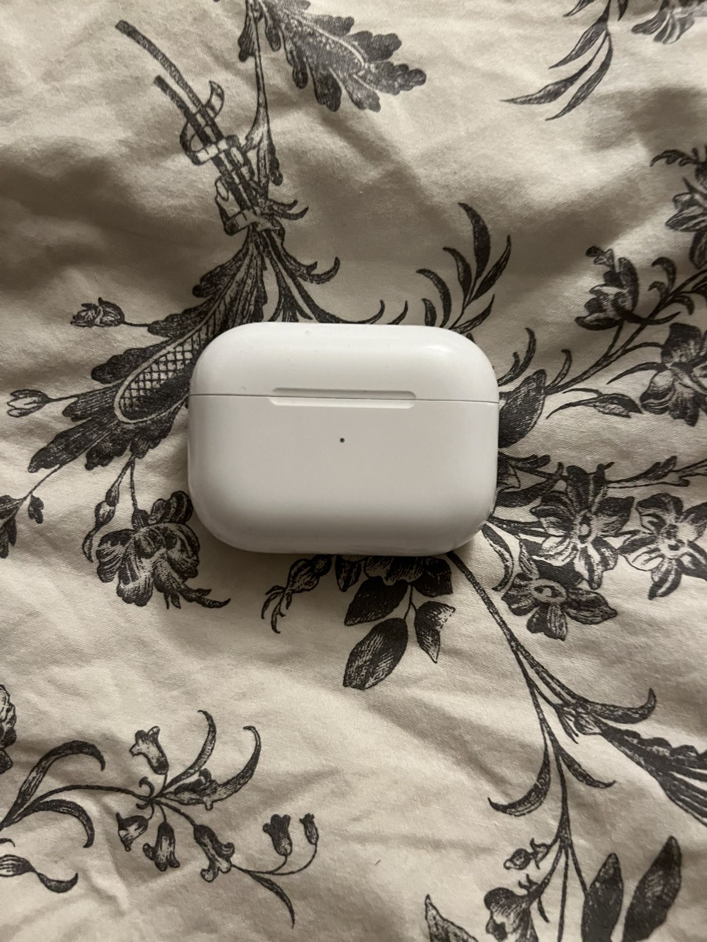 Apple Airpods Pro 2 (lightning port)