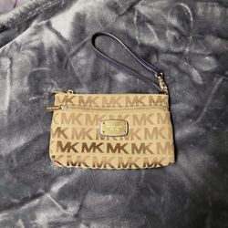 Michael Kors Clutch