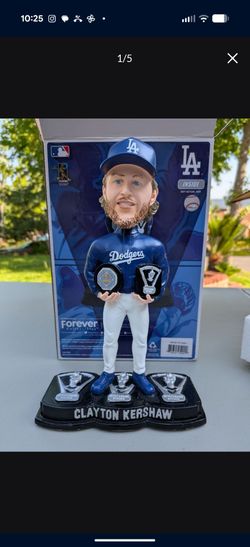 CLAYTON KERSHAW Los Angeles Dodgers 3x CY YOUNG Award Winner Bobblehead #/500