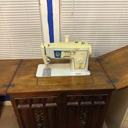 Singer Sewing Machine Model 416