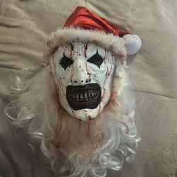 Art the clown “santa style”