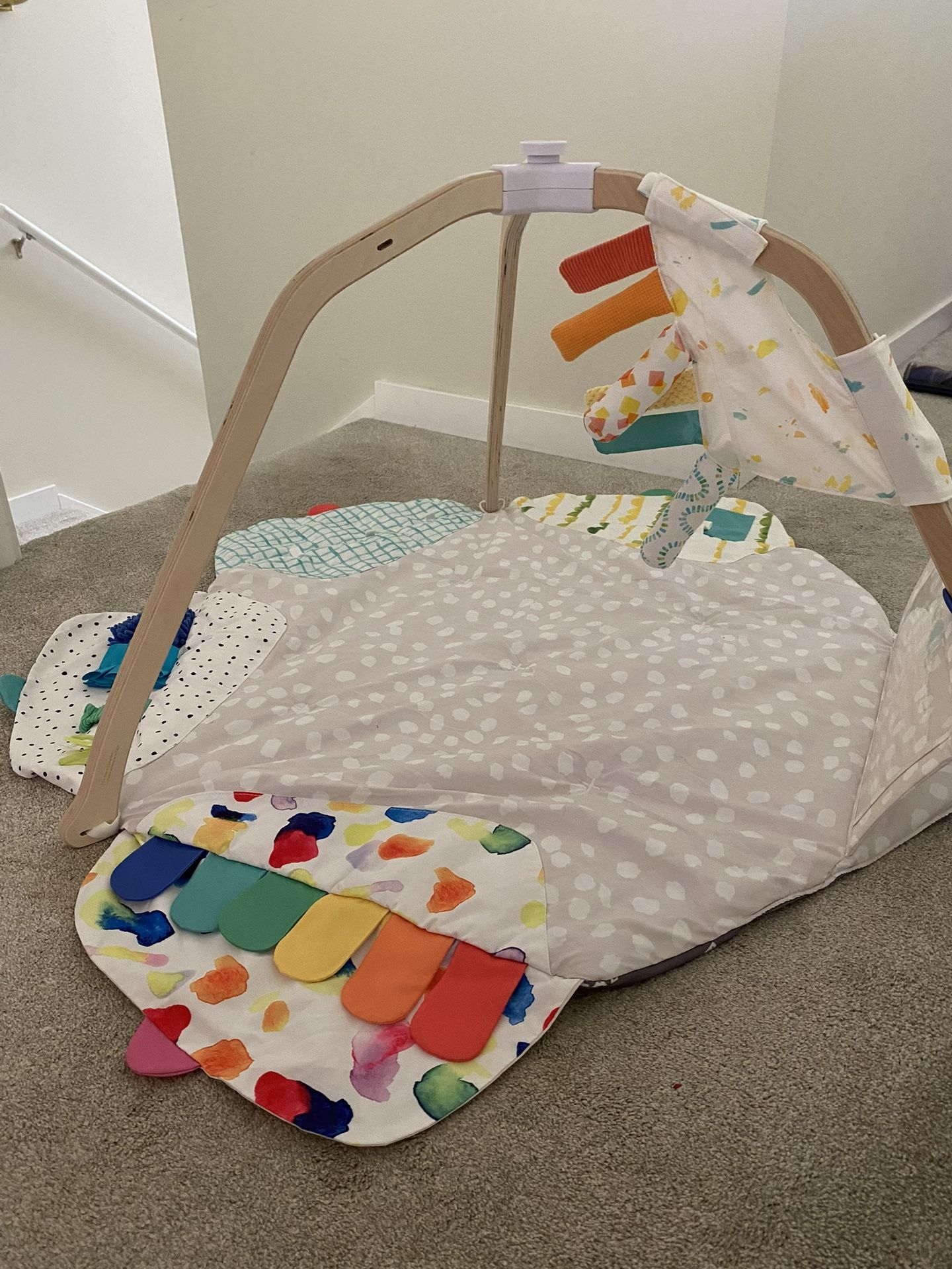 Lovevery Play Gym (includes add-on Sensory Strands)