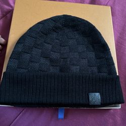 Lv Beanie