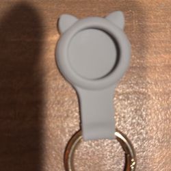 New Apple AirTag Rubber Cat Keychain Holder - Grey